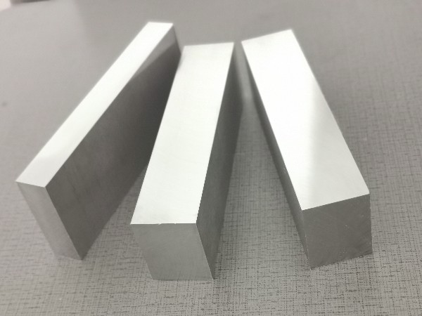 冷軋模具鋼屬于碳鋼嗎？